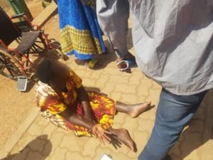 Hari abafite ubumuga bakijya ku muhanda gusaba.