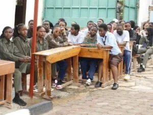 bamwe mu banyeshuri 200 batangiye amasomo muri kigali leading tss