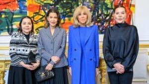 Les princesses Lalla Meryem, Lalla Asmae et Lalla Hasnaa avec Brigitte Macron, Première dame de France, le lundi 19 février au Palais de l’Elysée.