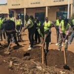 Rwamagana youth volunteers take action for vulnerable families